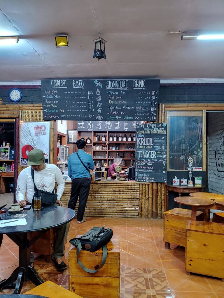 Kedai Kopi Putri Lingga Probolinggo